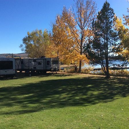 Robert'S Roost Rv Park Resort Quesnel Bagian luar foto