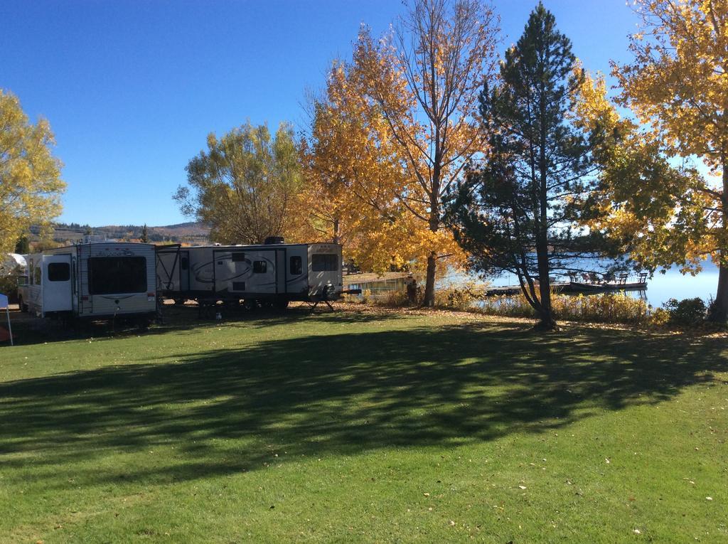 Robert'S Roost Rv Park Resort Quesnel Bagian luar foto