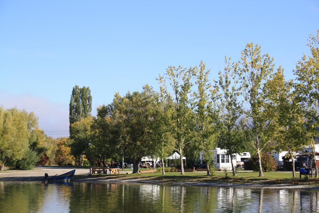 Robert'S Roost Rv Park Resort Quesnel Bagian luar foto