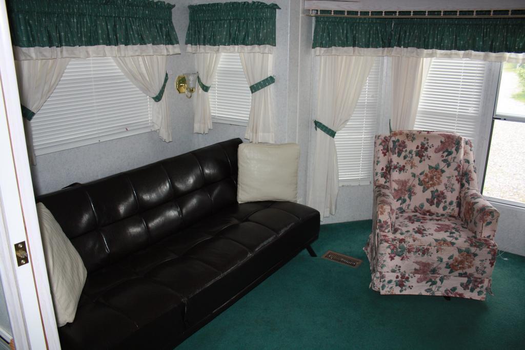 Robert'S Roost Rv Park Resort Quesnel Bagian luar foto