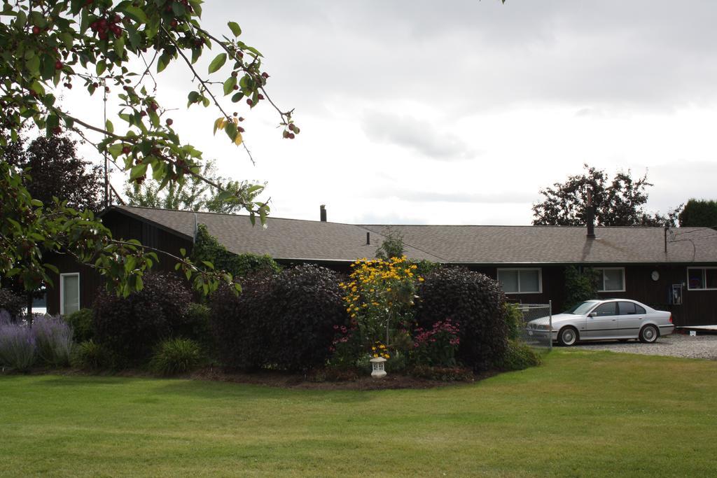 Robert'S Roost Rv Park Resort Quesnel Bagian luar foto