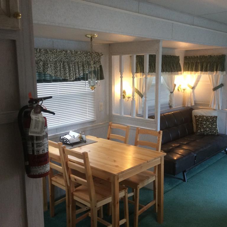 Robert'S Roost Rv Park Resort Quesnel Bagian luar foto