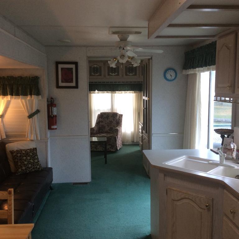 Robert'S Roost Rv Park Resort Quesnel Bagian luar foto