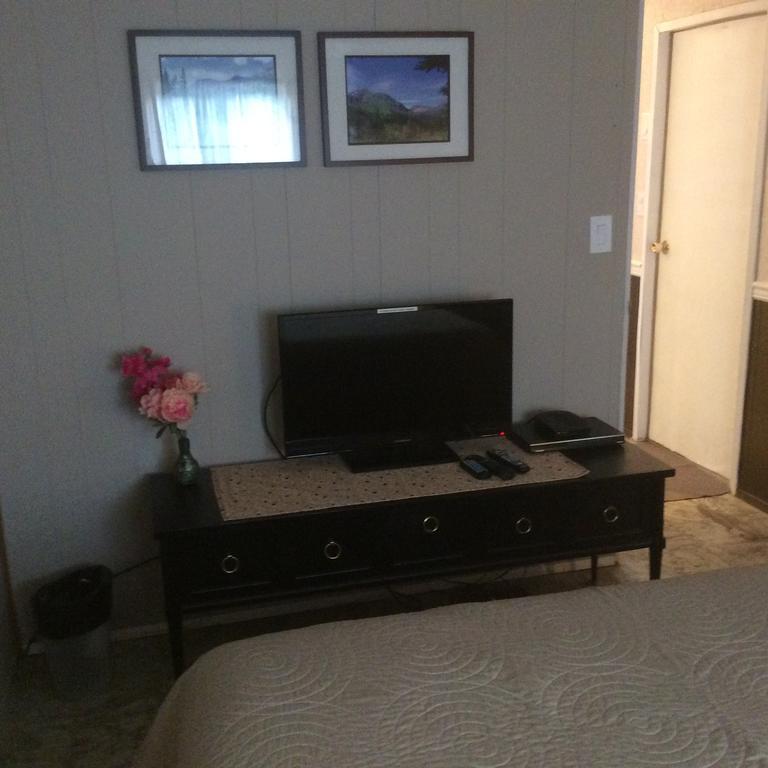 Robert'S Roost Rv Park Resort Quesnel Bagian luar foto
